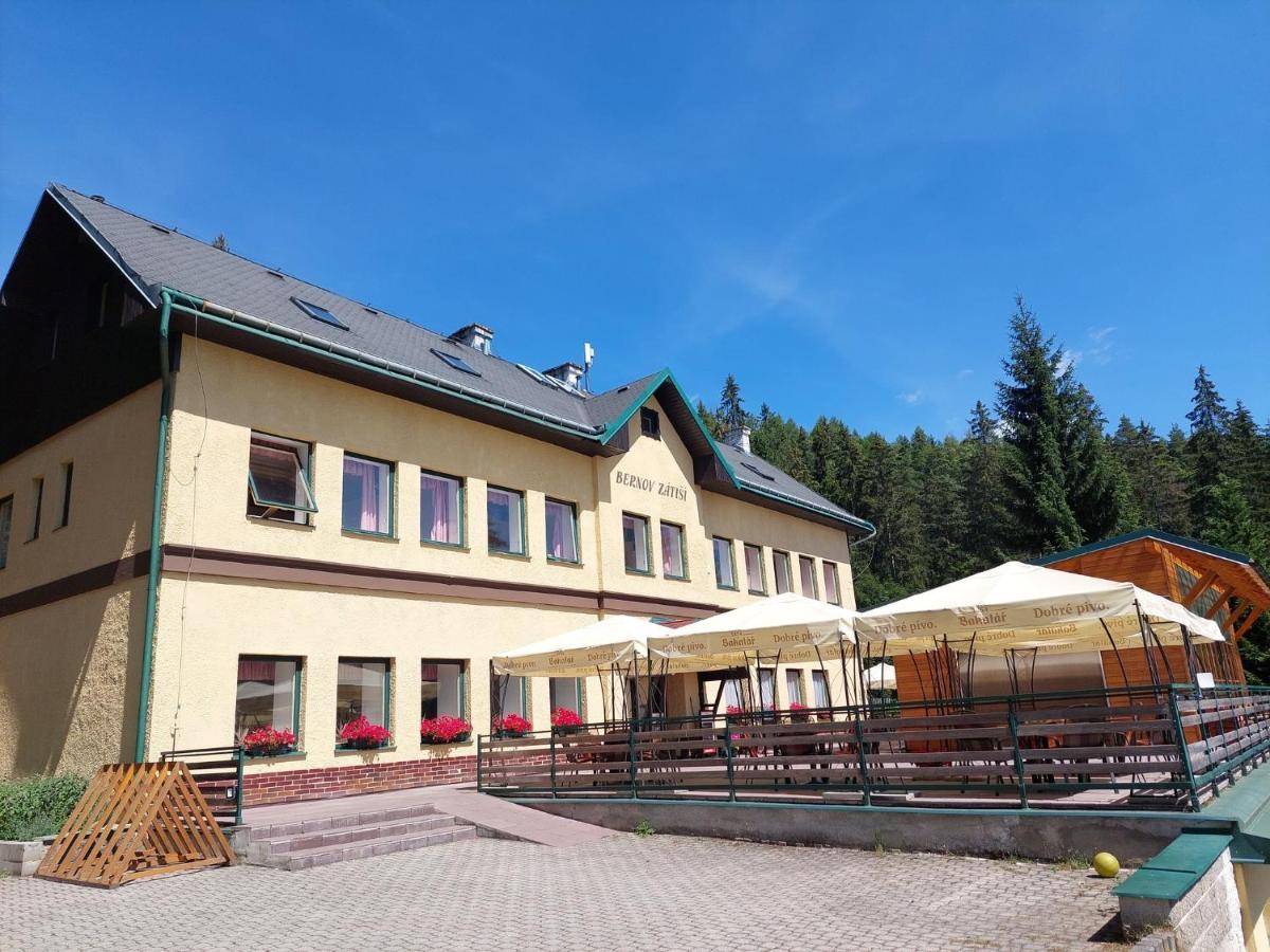 Rs Bernov Zatisi Hotel Nejdek Exterior photo